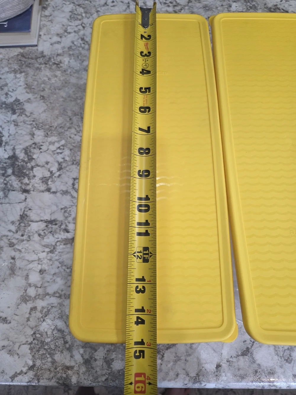 S/3 Tupperware Large FridgeSmart Yellow Fruit Veggie Refrigerator Container